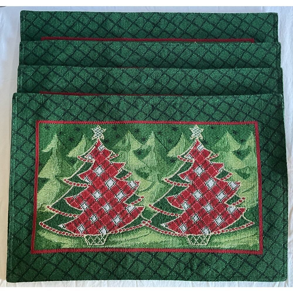 Tapestry Placemats Set of 4 Green & Red Holiday Winter Tree with Star 19x13
